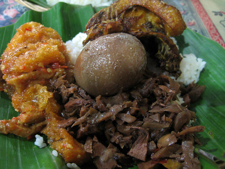 Budaya Jogja salah satunya gudeg, sumber : wikipedia.id